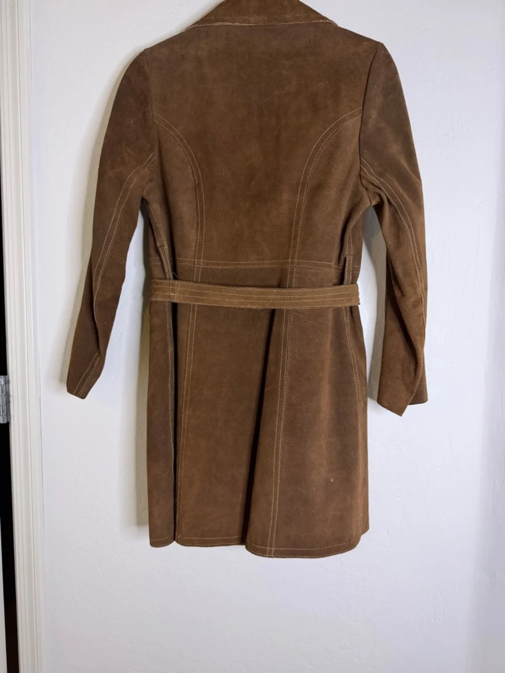 Vintage Brown Suede  Long Coat with Belt Made in Canada - Picture 9 of 10